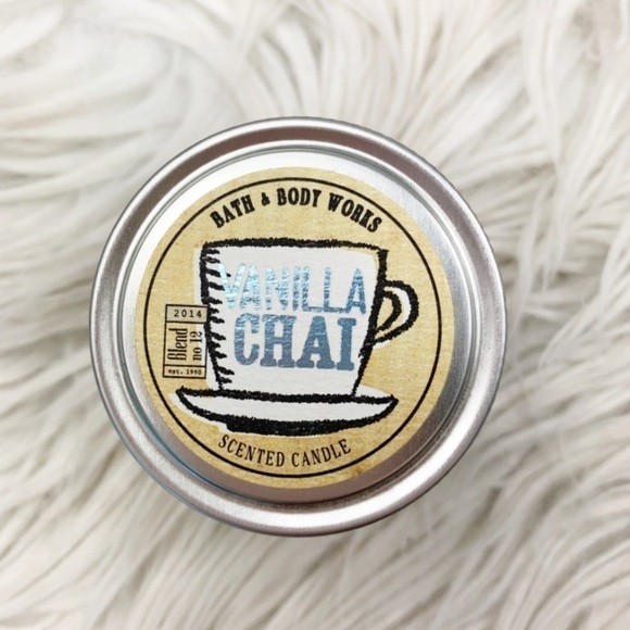 𝅺Bath & Body Works Mini Vanilla Chai Scented Mini Mason Jar Candle 1.3oz - Picture 2 of 4